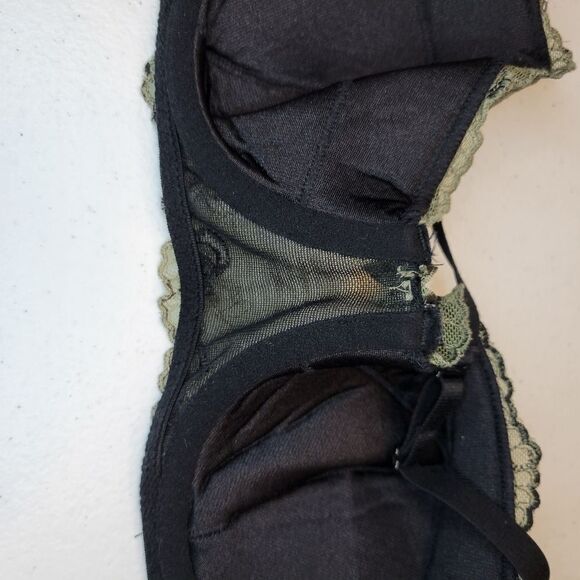 FREDERICK'S of Hollywood Green and Black Underwire Halter Bra Women's Medium Y2K - Picture 8 of 11